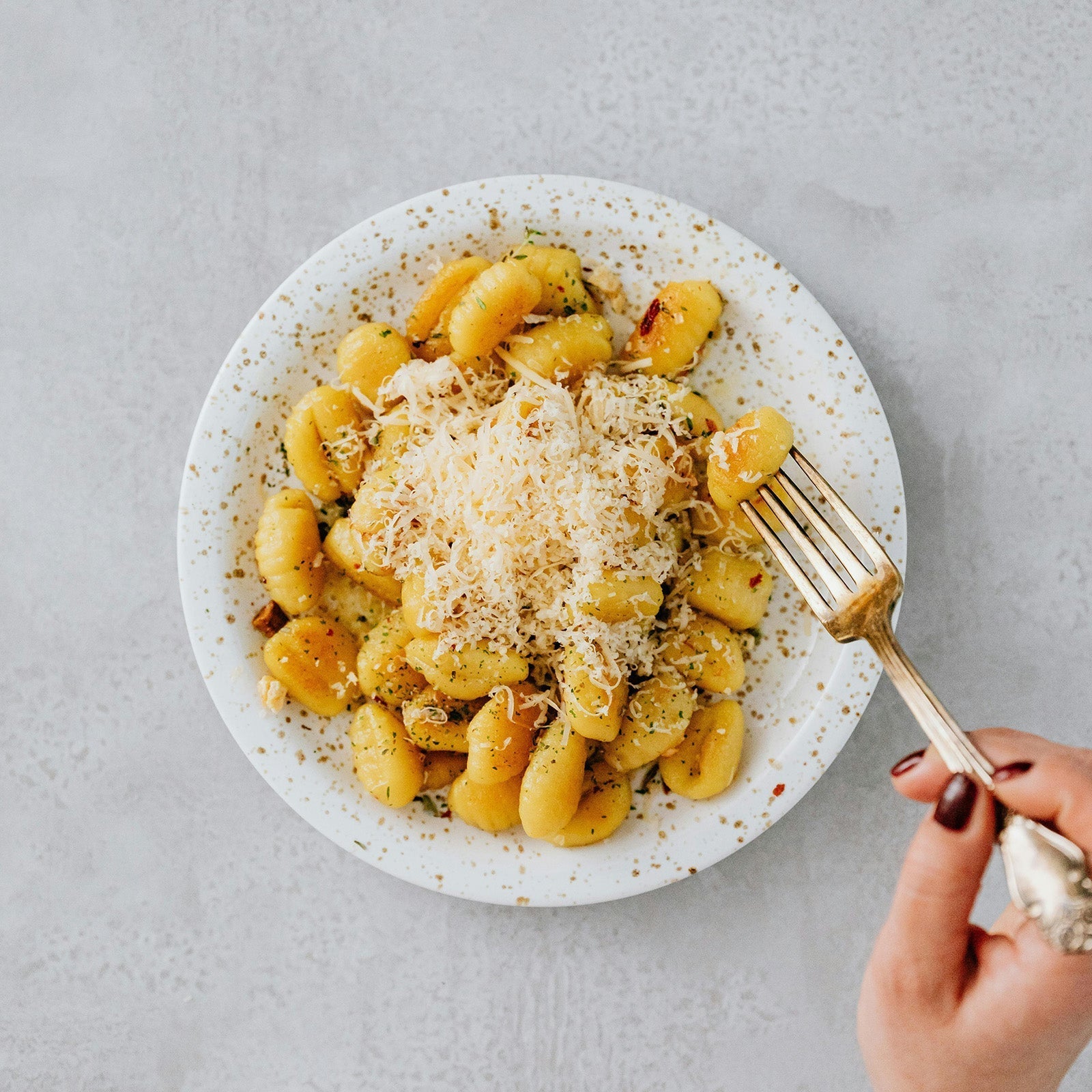 Crispy Garlic Butter Gnocchi with Fresh Herbs π§